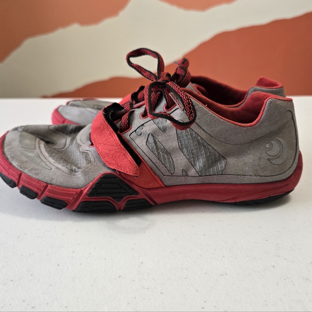 Topo M-RX‎ Split Toe Cross Training Shoes  Men's 10 Red Grey - Picture 4 of 10